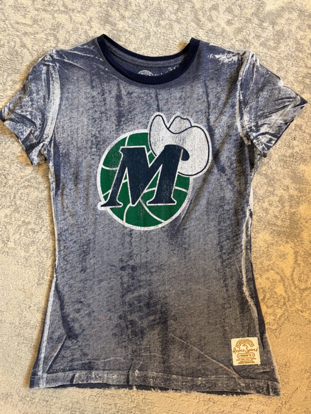 Retro Sport Dallas Mavericks Tee